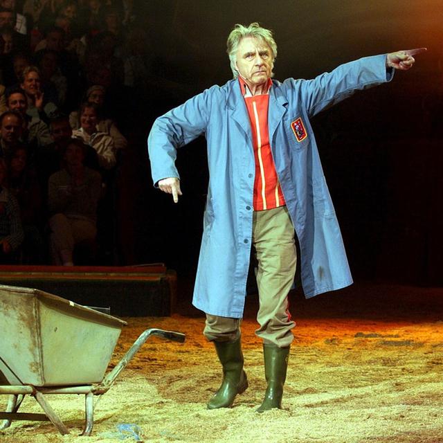 Emil Steinberger lors d'un gala du cirque Knie. [Keystone - Walter Bieri]