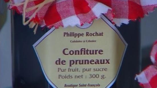 Le chef Philippe Rochat propose de l'épicerie fine, en 2004 [RTS]
