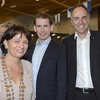 La ministre Doris Leuthard, le chef de la diplomatie autrichienne Sebastian Kurz et le président du PDC Christophe Darbellay. [Martial Trezzini]