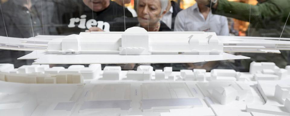 Les maquettes du projet avaient été exposées au public en été 2014. [Keystone - Laurent Gilliéron]