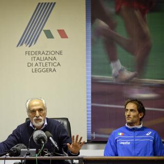 Fabrizio Donato (droite) est l'un des 26 athlètes au coeur du scandale. [Keystone - Andrew Medichini - AP Photo]