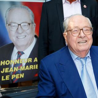 Jean-Marie le Pen à Marseille ce samedi 5 septembre. [Keystone - Claude Paris - AP Photo]