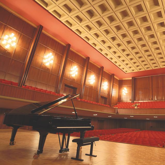 La Salle de Musique de La Chaux-de-Fonds. [musiquecdf.ch - Delphine de Pretto]