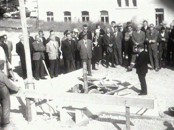 Chantier d'agrandissement de l'hôpital de La Chaux-de-Fonds en 1962. [RTS]