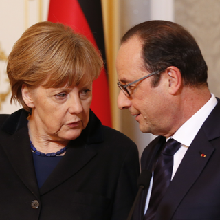 Angela Merkel et François Hollande enchaînent les réunions jeudi. [Reuters - Grigory Dukor]