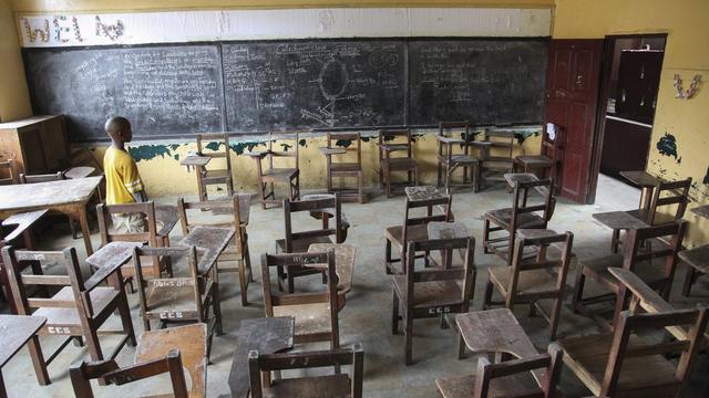 Ebola Liberia écoles [EPA/AHMED JALLANZO]