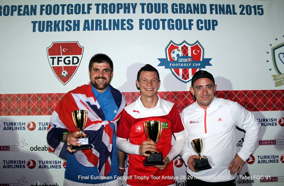 Le podium européen: "Jack-putt" (centre), et les Anglais Clarke (à g.) et Iron. [Tabet FGC 91]