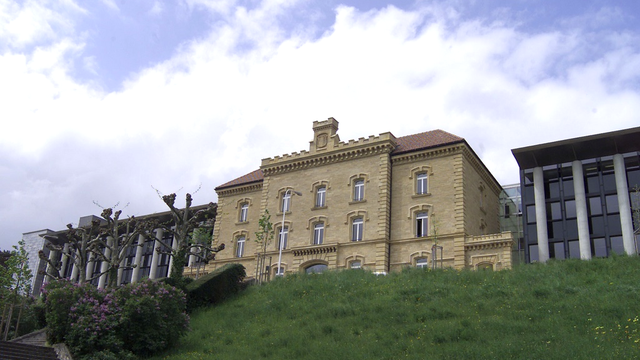 L'Université de Neuchâtel est engagée actuellement dans une quinzaine de projets européens, budgétisés sur le cours plancher. [Sandro Campardo]