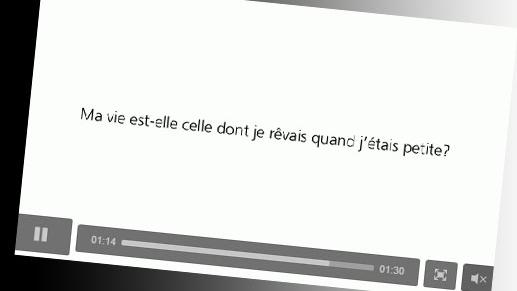 La nouvelle campagne d'UBS se concentre sur le marketing en ligne avec notamment des vidéos très épurées.