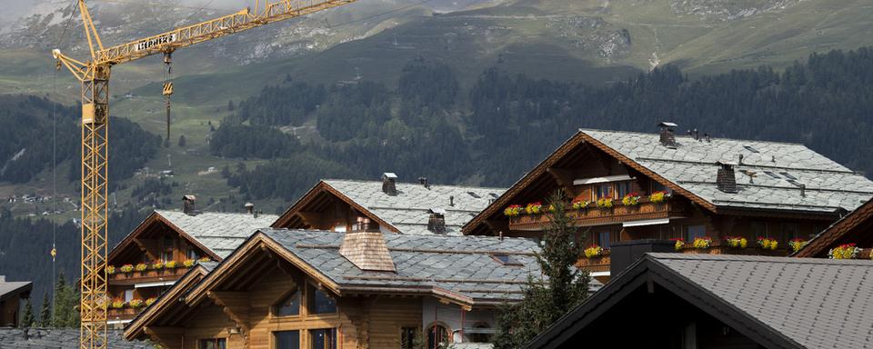 Des chalets à Crans-Montana, en Valais. [Keystone - Ennio Leanza]