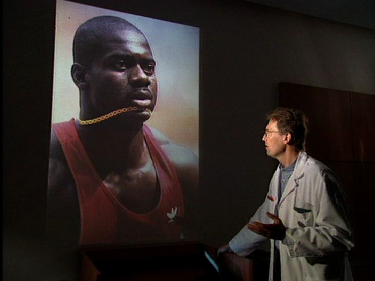 Ben Johnson, un des plus grands scandales du dopage sportif. [RTS]