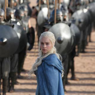 Daenerys Targaryen, l'un des personnages principaux de la série. [allocine.fr/HBO - Emilia Clarke]
