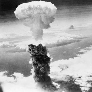 La bombe atomique lâchée sur la ville de Nagasaki en 1945. [AP Photo/Keystone]