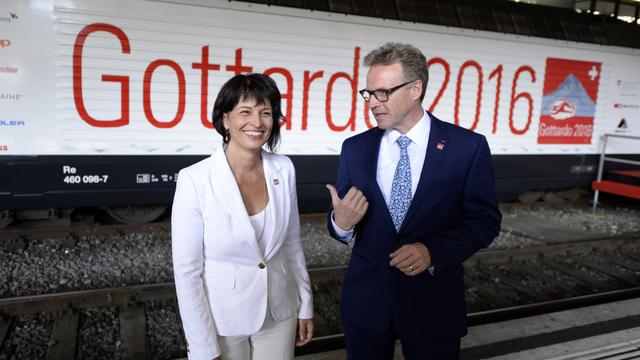 La ministre des transports Doris Leuthard avec le directeur des CFF Andreas Meyer.