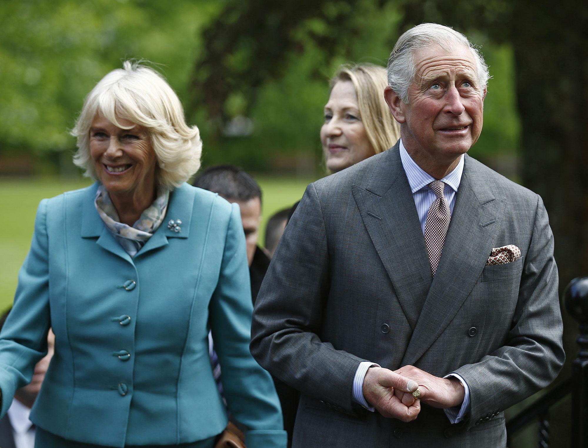 Le prince Charles et son épouse Camilla à Galway,19.05.2015. [Reuters - Darren Staples]