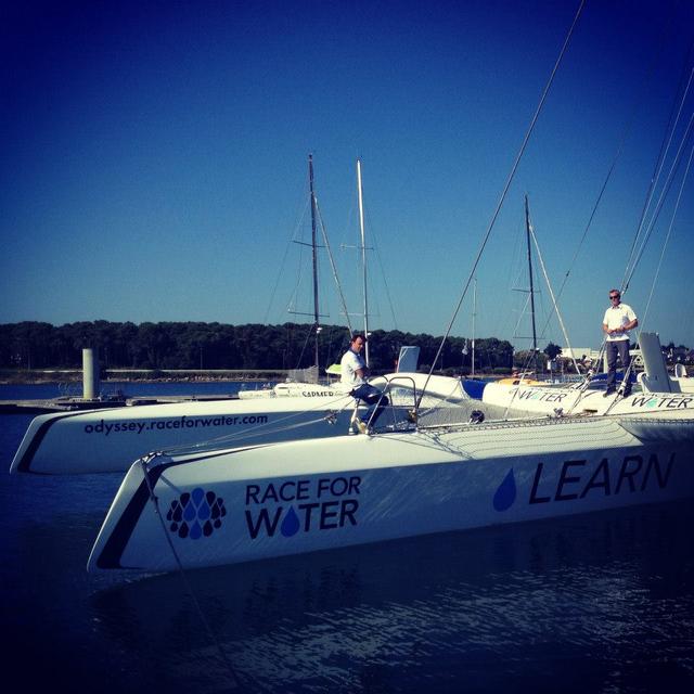 La course "Race For Water" parcourt le monde à travers les océans et travers les cinq continents de déchets flottants. [facebook.com/raceforwaterfoundation]