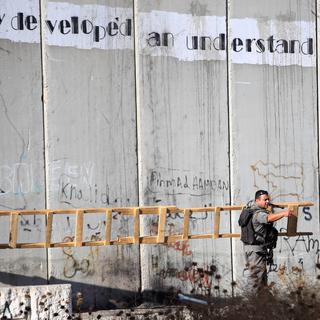 Mur de séparation israélien. [Anadolu Agency/AFP - Shadi Hatem]