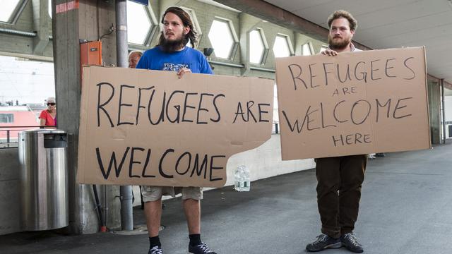 Les Suisses se mobilisent pour aider les réfugiés. [Keystone - Dominic Steinmann]