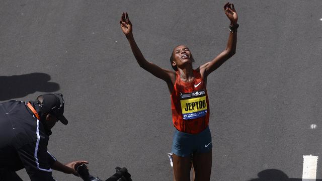 L'athlète kenyane Rita Jeptoo a été suspendue deux ans pour dopage. [Reuters - Gretchen Ertl]