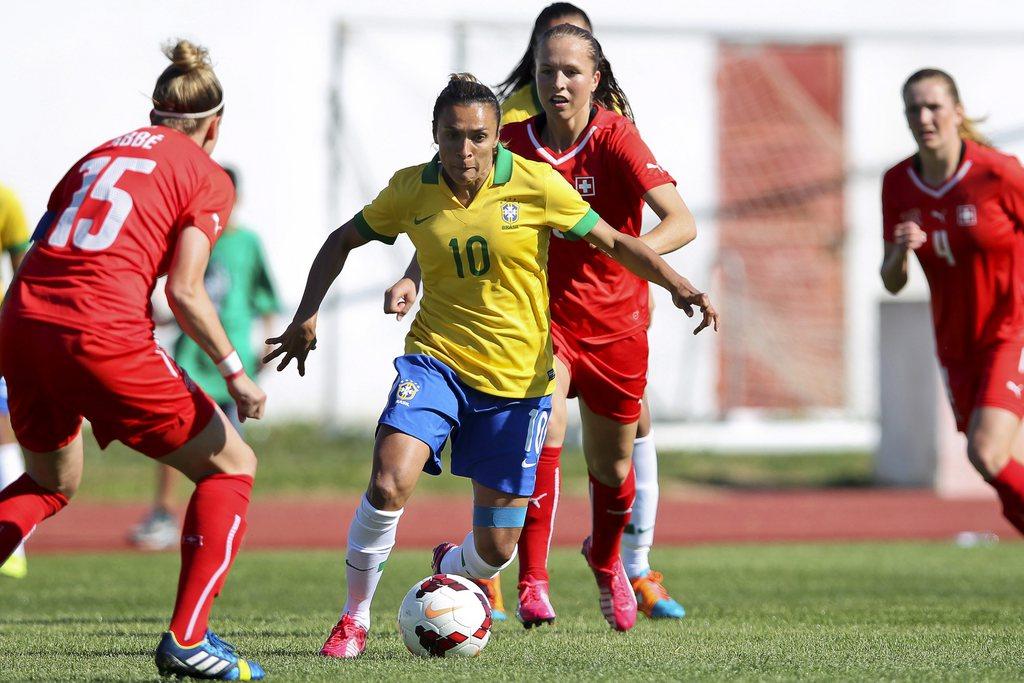 Marta, ici lors d'un match contre la Suisse, sera à suivre pendant ce Mondial. [KEYSTONE - Steven Governo]