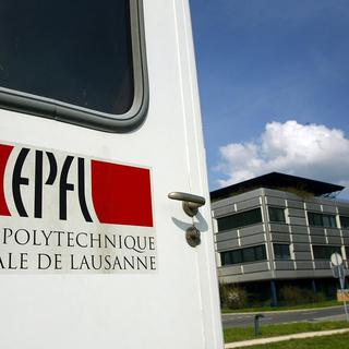 La facture du dernier chantier en cours à l'EPFL explose. [Keystone - Fabrice Cofrini]