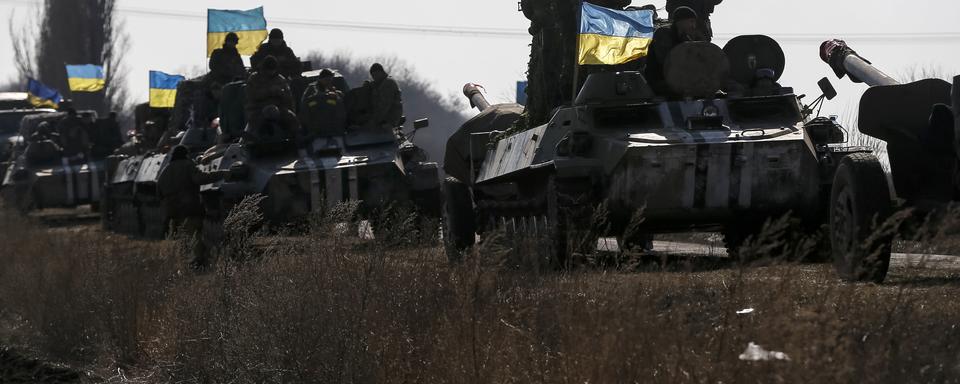 Convoi de l'armée ukrainienne se retirant de la région de Debaltseve. [Gleb Garanich]