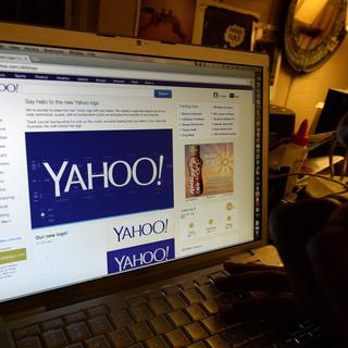Une page de garde du site Yahoo arborant son logo bleuté (image d'archive). [EPA/Keystone - Michael Nelson]