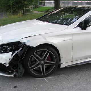 La voiture de Philipp Müller après l'accident. [Keystone - Polizei Aargau]
