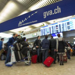 Les problèmes de capacité des aéroports de Genève et de Zurich devraient s'accentuer encore à l'avenir. [Keystone - Salvatore Di Nolfi]