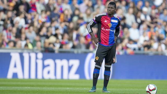 Blessé à un genou, Embolo doit renoncer à porter le maillot de l'équipe de Suisse. [Dominik Baur]