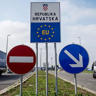 Le poste-frontière croate de Bajakovo-Batrovci était le dernier encore partiellement ouvert. [AFP - Andrej Isakovic]