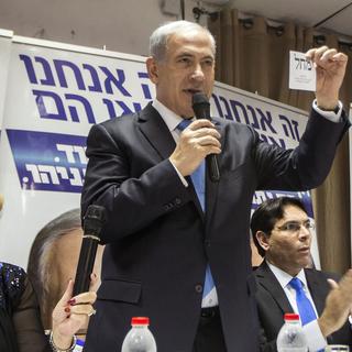 Benjamin Netanyahou lors d'un meeting avec les membres de communauté juive francophone à Netanya, 10.03.2015. [AFP - Jack Guez]