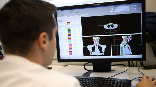 Le registre reprendra formellement au 1er janvier 2016 les activités des registres neuchâtelois et jurassien des tumeurs existants. [BSIP/AFP - Amelie Benoist]