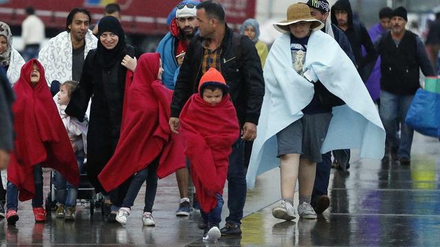 Une centaine de cars hongrois ont déposé ces dernières heures des migrants à la frontière autrichienne.