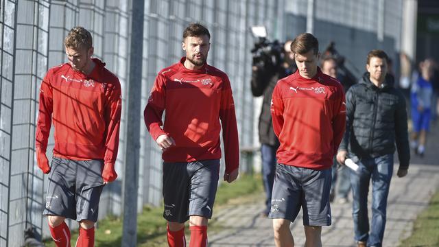 La Suisse de Lustenberger, Seferovic et Stocker aura fort à faire mardi à Vienne. [Martin Hoermandinger]