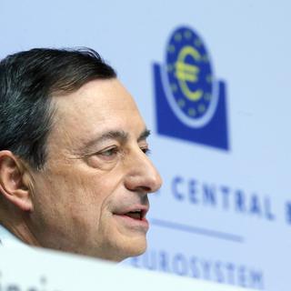 Mario Draghi lors de la conférence de presse ce jeudi à Francfort. [AP/Keystone - Michael Probs]