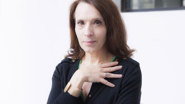 Portrait de l'écrivain française Véronique Olmi, novembre 2013. [Leemage / AFP - Leonardo Cendamo]