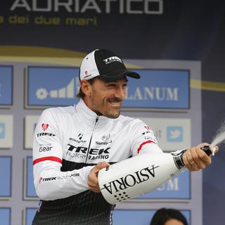 17 mars, San Benedetto del Tronto: à la veille de son 34e anniversaire, Fabian Cancellara s'offre un magnifique cadeau. "Spartacus" remporte le contre-la-montre final de Tirreno-Adriatico pour signer la 50e victoire de sa carrière. [Yuzuru Sunada]