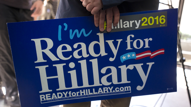 "Je suis prêt-e pour Hillary", le slogan de campagne de Hillary Clinton. [Darren Ornitz]