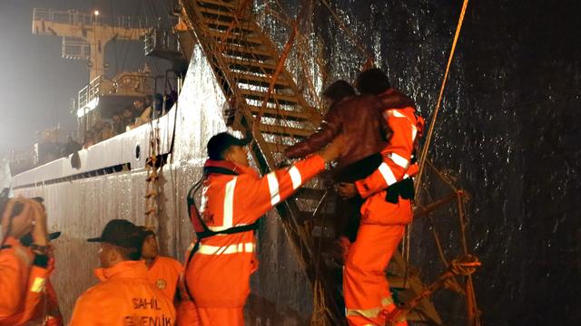 Les garde-côtes turcs ont arraisonné le cargo durant la nuit avant de le remorquer jusqu'au port de Mersin. [Anadolu Agency]