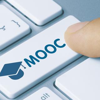 Les MOOCs [Fotolia - © momius]