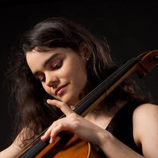 La violoncelliste Estelle Revaz. [estellerevaz.com - Markus Hoffmann]