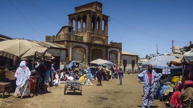 Porte du marché de Medebar, Asmara, capitale de l'Érythrée. [AFP - Michael Runkel / Robert Harding]