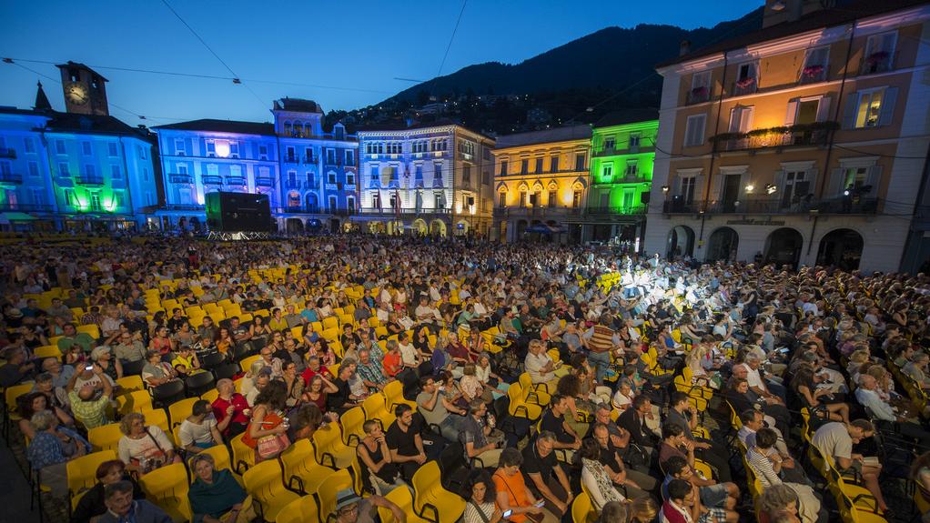 Le Festival de Locarno est un rendez-vous estival privilégié de la classe politique suisse. [Keystone - Urs Flüeler]