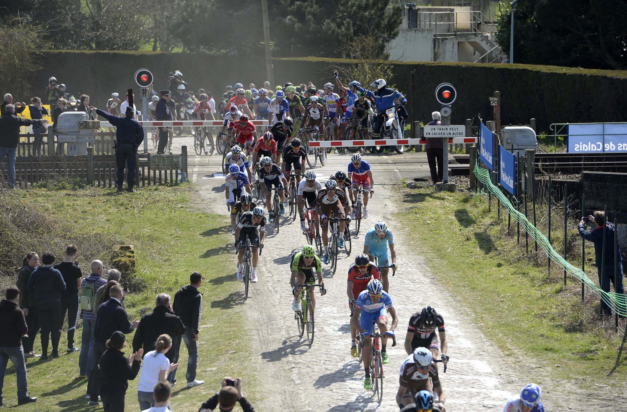 Lors de Paris-Roubaix, des coureurs ont ignoré les signaux. [EQ Images - Sirotti]