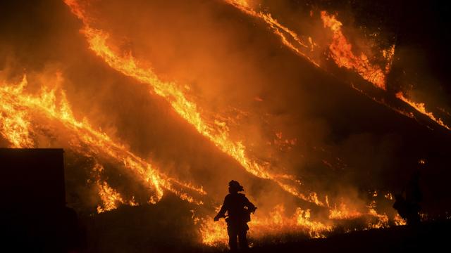 L'incendie, baptisé "Valley Fire", fait toujours rage en Californie. [Noah Berger]