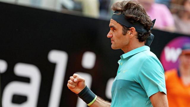 Roger Federer mène 15 victoires à 2 dans ses confrontations directes à Stan Wawrinka. [Keystone - Alessandro Di Meo - EPA]