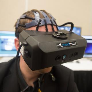Démonstration d'un système de réalité virtuelle lors de la Conférence des développeurs de jeu vidéo en 2015 à San Francisco. [AFP - Josh Edelson]