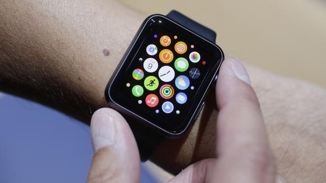 L'Apple Watch arrivera en Suisse le 26 juin 2015. [AP Photo/Keystone - Marcio Jose Sanchez]