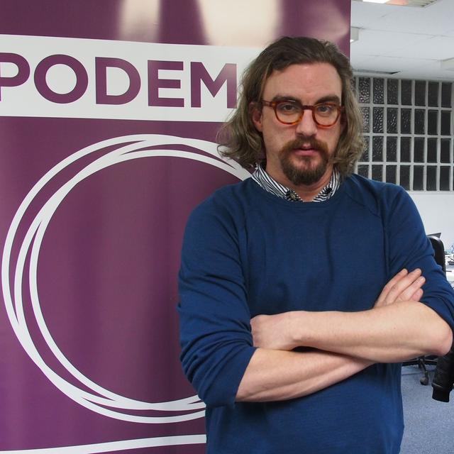 Jorge Lago, membre de la direction nationale de Podemos: "On vient d'emménager ... C'est encore le bordel". [RTS - Maurine Mercier]